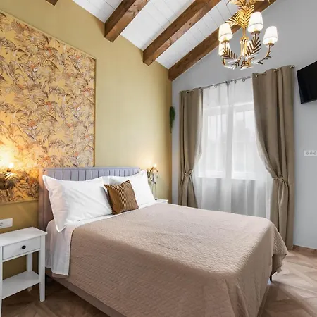 Villa-sienna Βίλα *