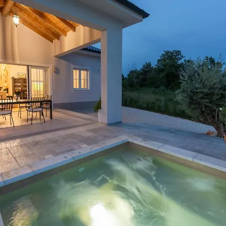 Villa-sienna * Cere